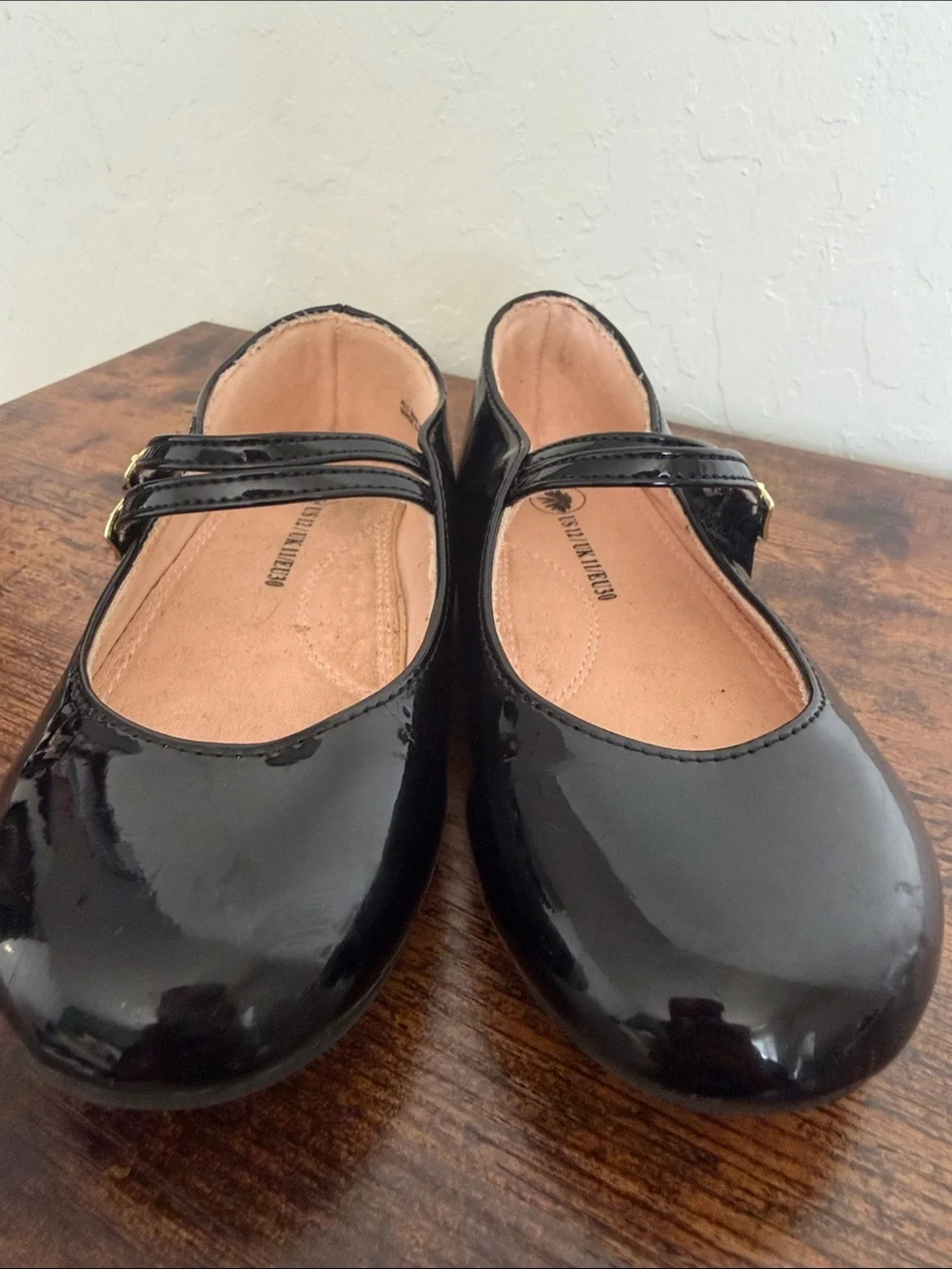 Source Unknown classic black
